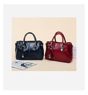 Women Vintage Oil Wax leather luxury handbags